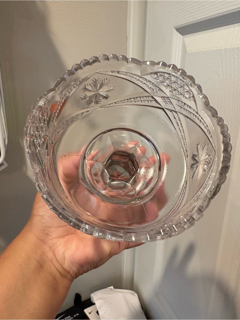 Vintage Early American Pattern Cut Glass Pedestal Compote Bowl - Picture 6 of 16